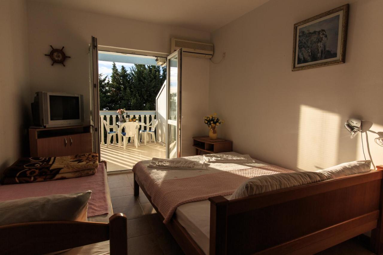 Guest House Perovic Sutomore Exteriör bild
