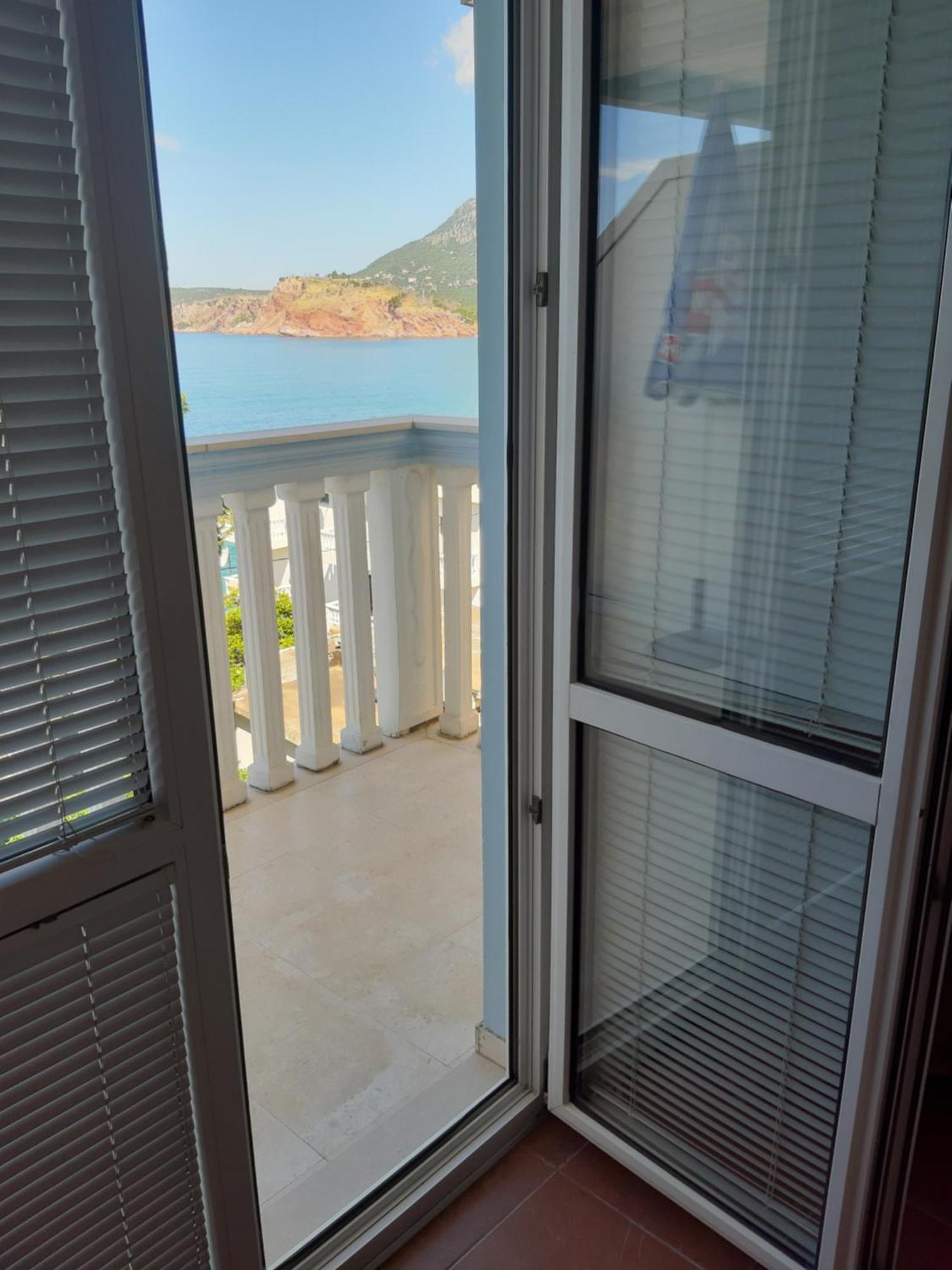 Guest House Perovic Sutomore Rum bild